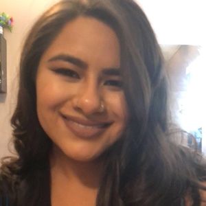 Meet your Posher, Alyssa